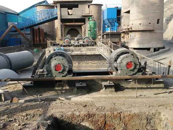 氧化鋅回轉(zhuǎn)窯生產(chǎn)線圖片